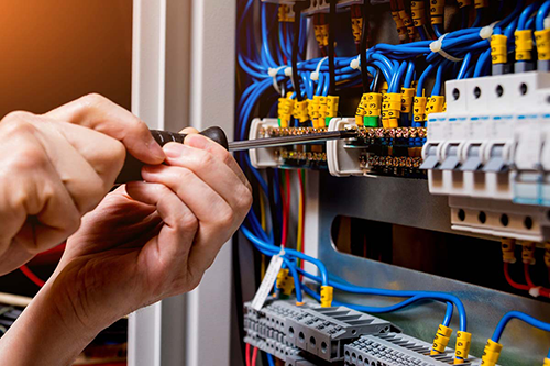 ELECTRICIDAD Y ELECTRONICA IND